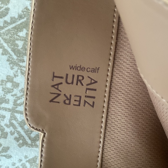 Brand new Naturalizer Taelynn High boots - Picture 10 of 11